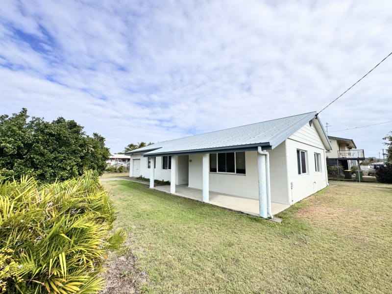 1 Sinclair Street, Bowen QLD 4805
