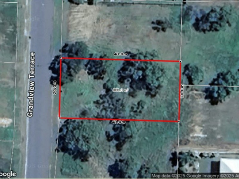 8 Grandview Terrace, Bowen QLD 4805