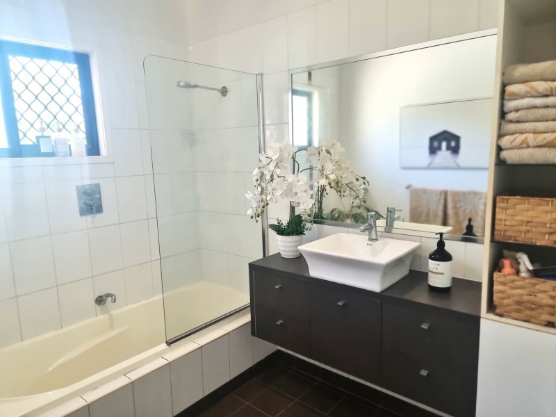 10 Tollington Road, Bowen QLD 4805