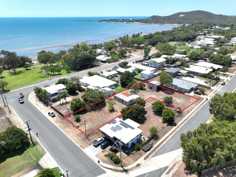 44 Crofton Street, Bowen QLD 4805