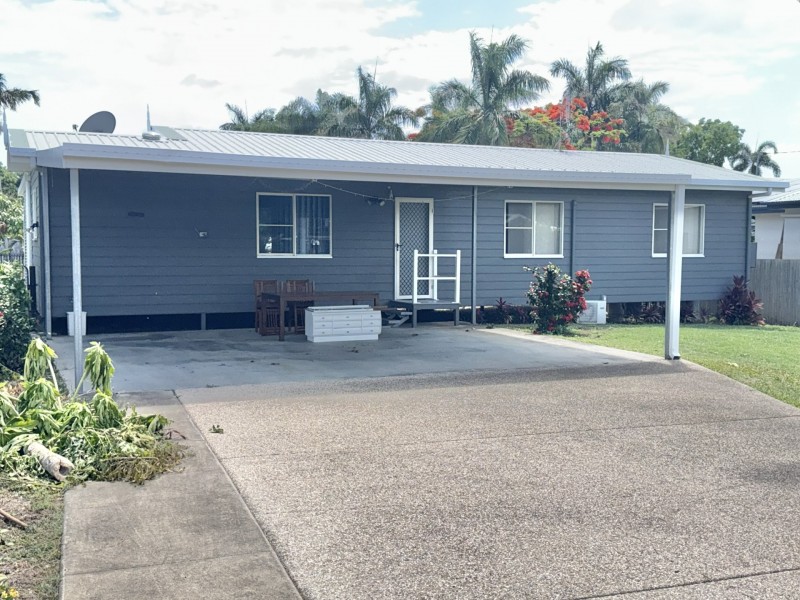 32 Murroona Road, Bowen QLD 4805