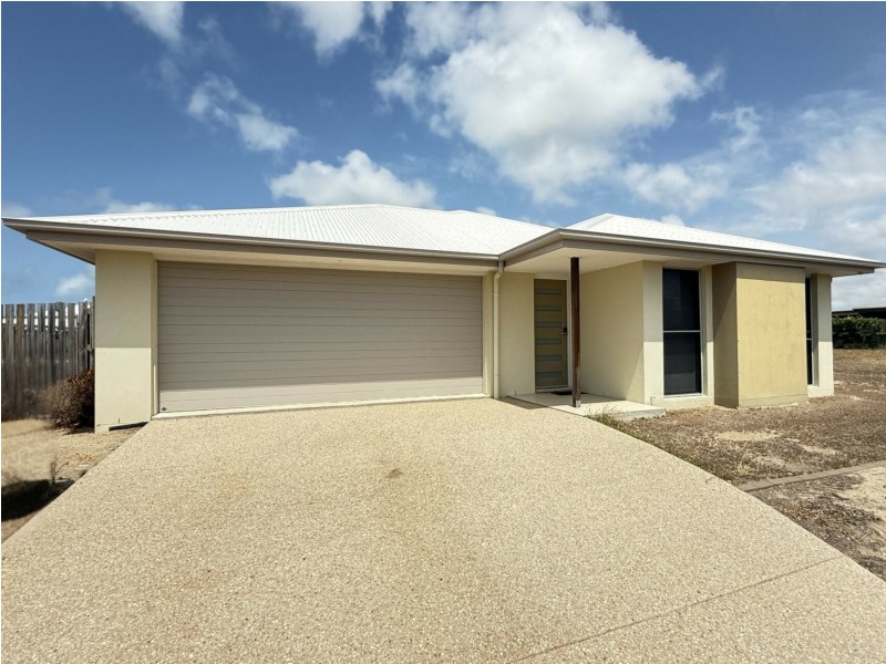 31 Banks Drive, Bowen QLD 4805