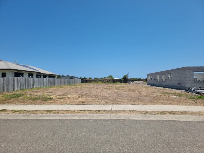 24 Harrison Court, Bowen QLD 4805