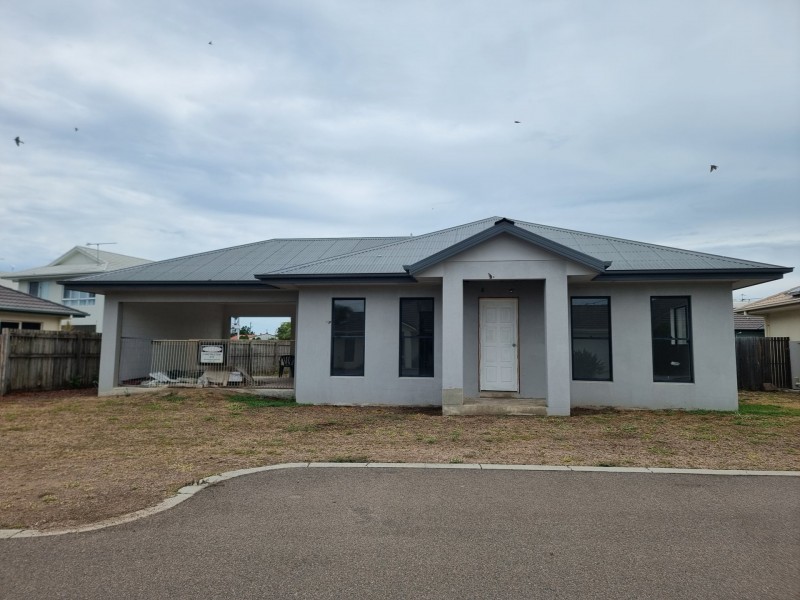 28 Seabreeze Cres, Bowen QLD 4805