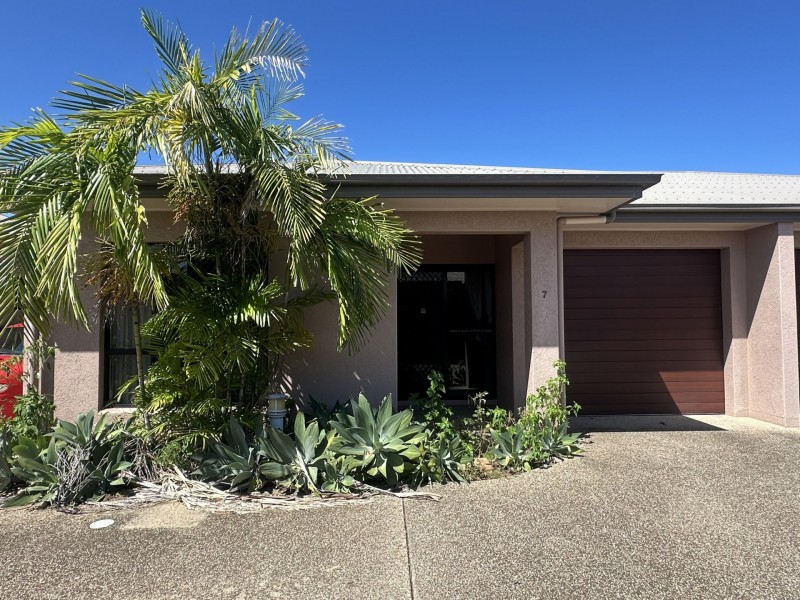 Unit 7, 11 Kennedy Street, Bowen QLD 4805