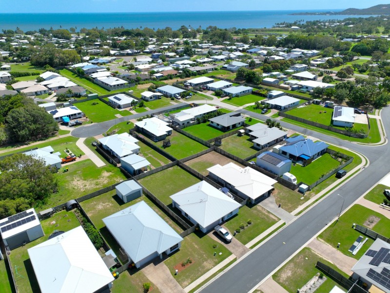 22 Duke Street, Bowen QLD 4805