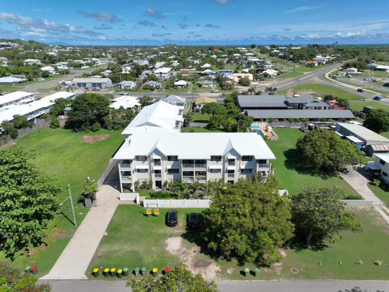 Unit 1, 10 Williams Street, Bowen QLD 4805