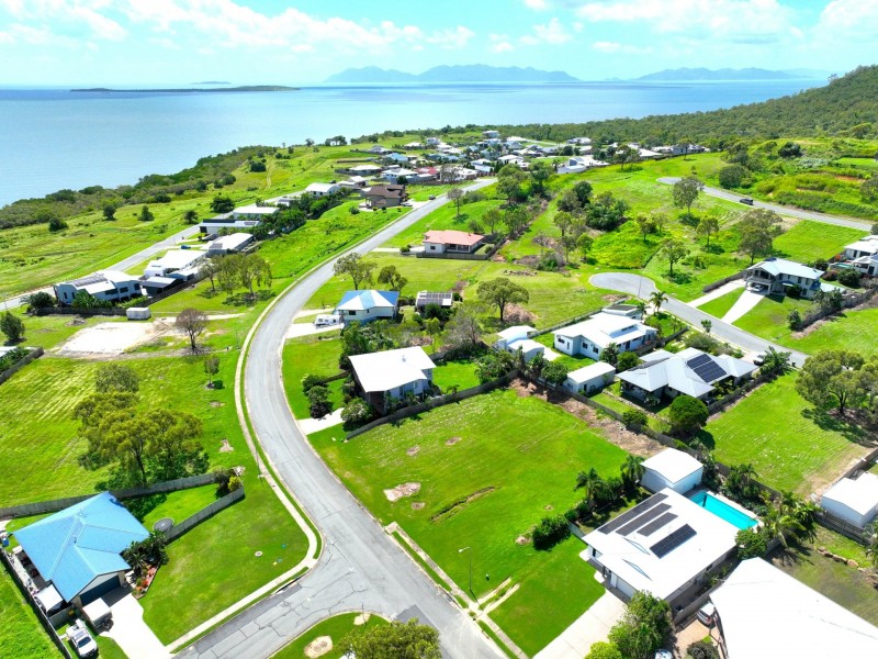 76 Ocean View Drive, Bowen QLD 4805