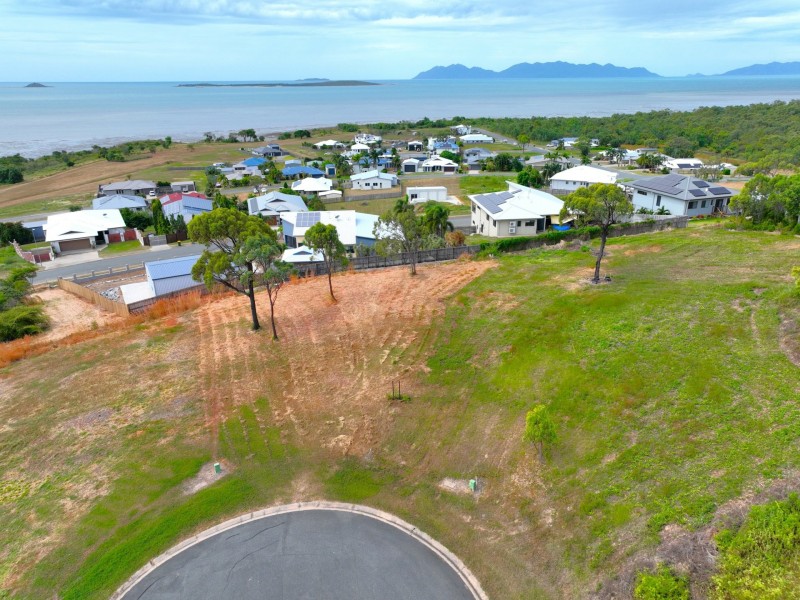 28 Seacove Crescent, Bowen QLD 4805