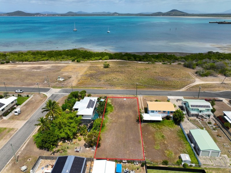 44 Wentworth Street, Bowen QLD 4805