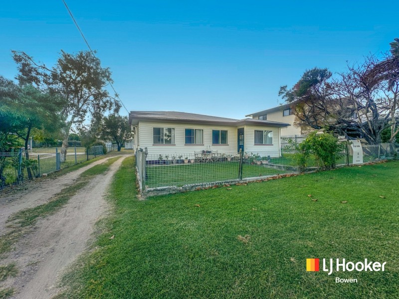 54 Poole Street, Bowen QLD 4805