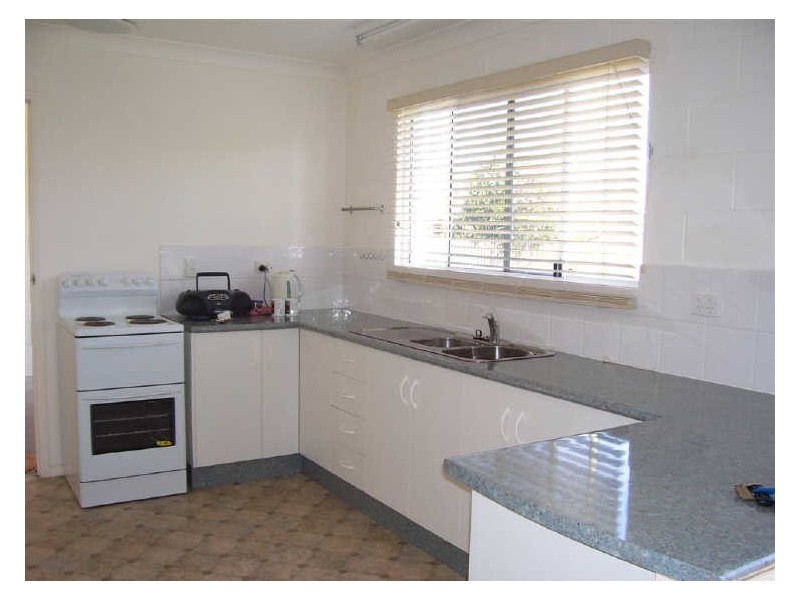 5 Emmerson Drive, Bowen QLD 4805