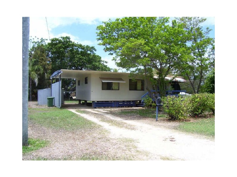 18 Argyle Street, Bowen QLD 4805