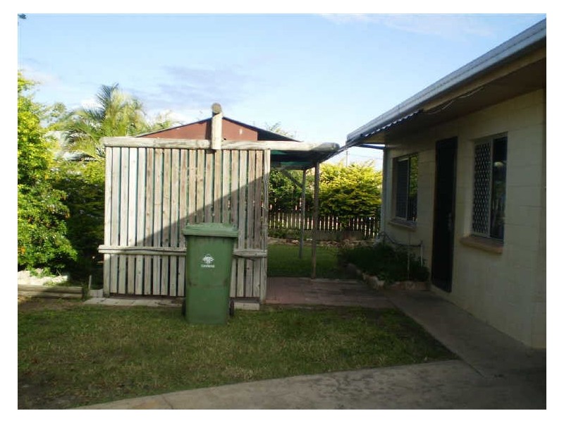 4/89 Powell Street, Bowen QLD 4805