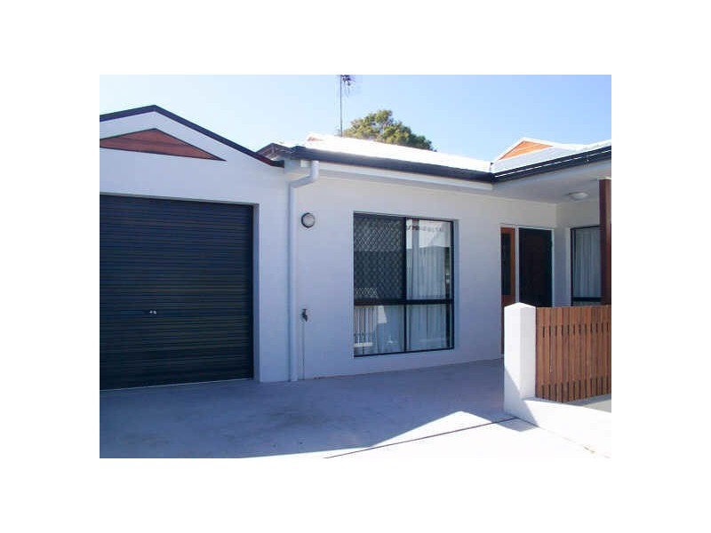 1/13 Queens Road, Bowen QLD 4805