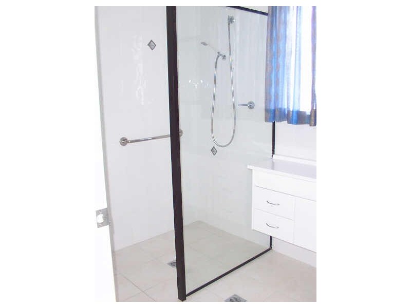 1/13 Queens Road, Bowen QLD 4805