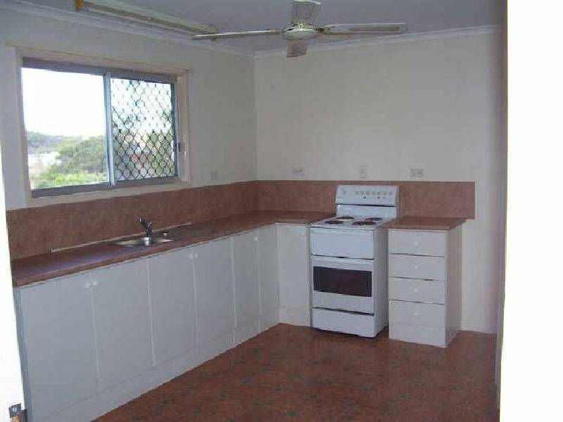 32 Walker Street, Collinsville QLD 4804