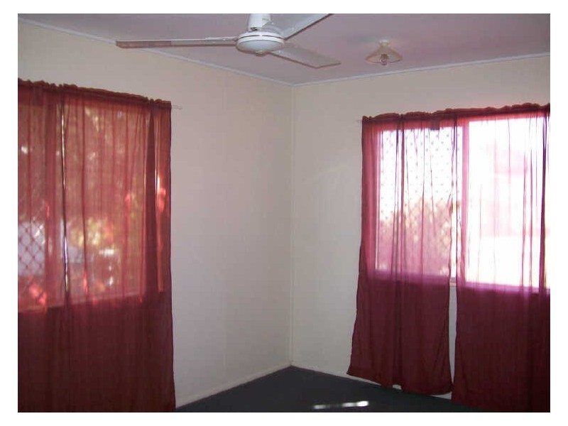 9 Field Street, Bowen QLD 4805