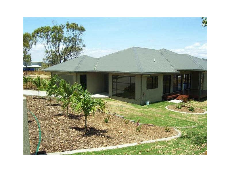 13 Sunshine Court, Bowen QLD 4805