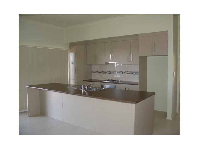 13 Sunshine Court, Bowen QLD 4805