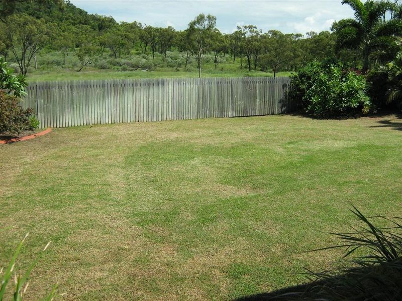 136 Oceanview Drive, Bowen QLD 4805