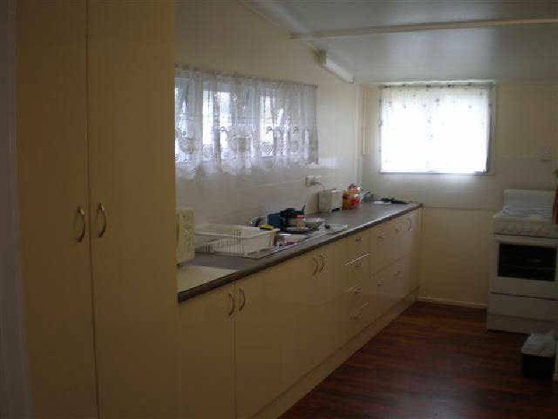 66 Livingstone Street, Bowen QLD 4805