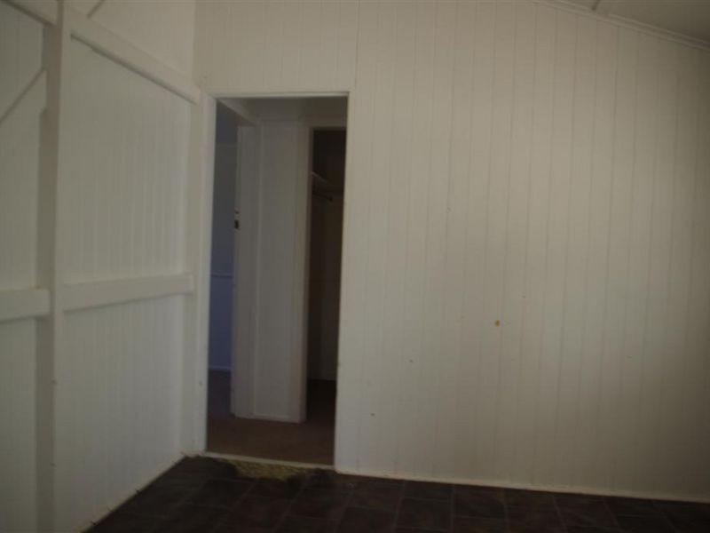 11 Leichhardt Street, Bowen QLD 4805