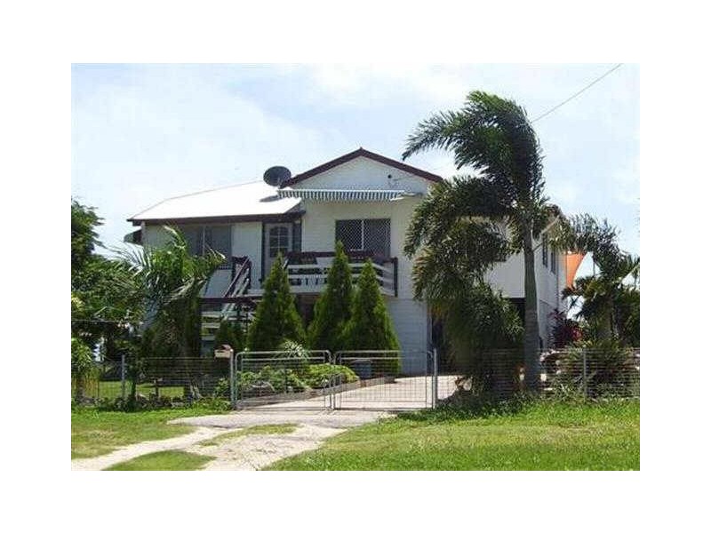 30 Brisbane Street, Bowen QLD 4805