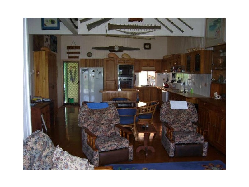 30 Brisbane Street, Bowen QLD 4805