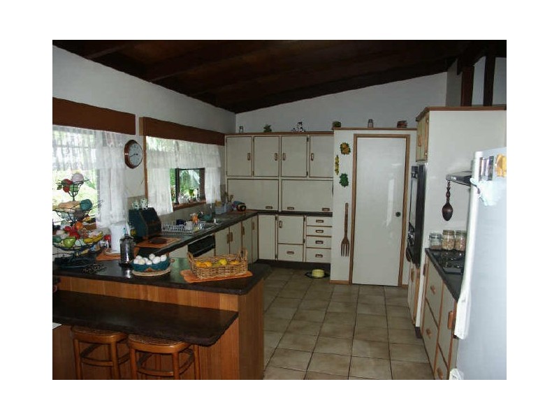 9 Avicennia Street, Bowen QLD 4805