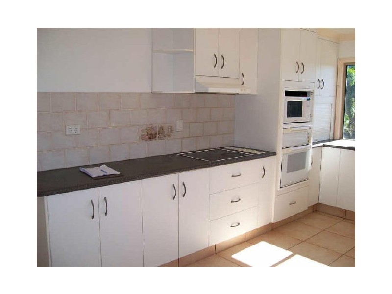 122 Herbert Street, Bowen QLD 4805