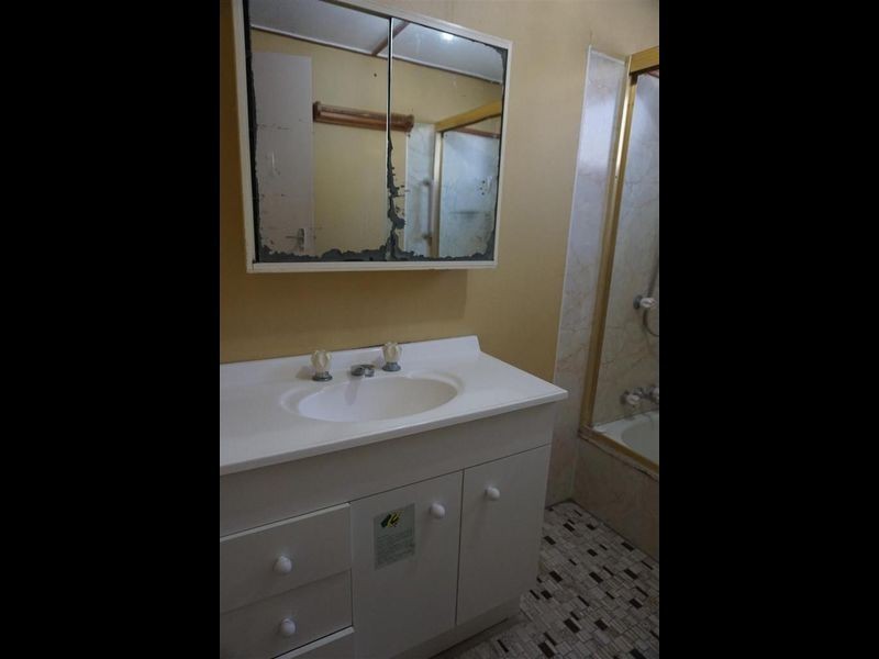 13 Leichhardt Lane, Bowen QLD 4805