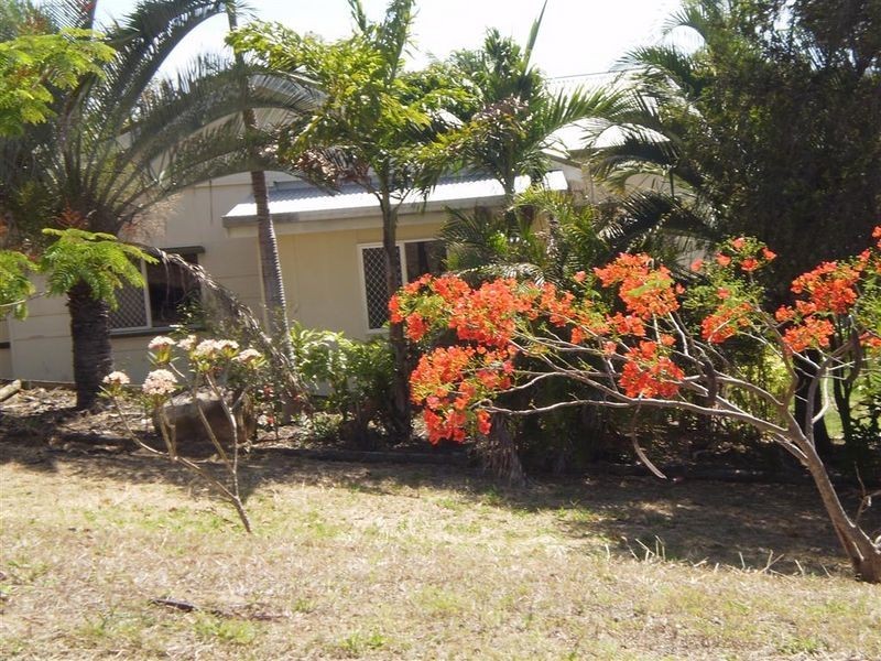 12 Mitchell Street, Bowen QLD 4805