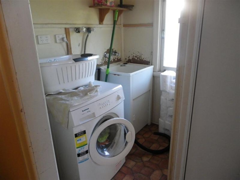 3 Golf Links Road, Bowen QLD 4805