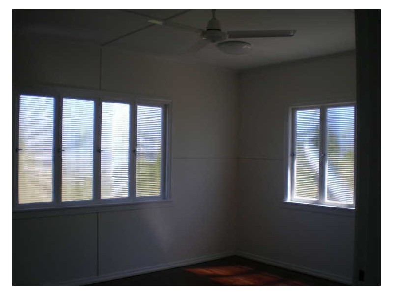 60 Tollington Rd, Bowen QLD 4805