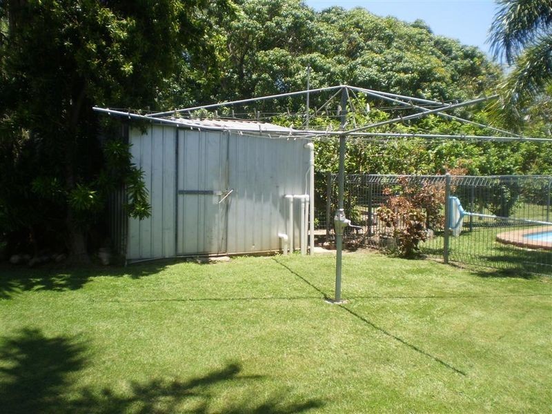 4 Tracey Street, Bowen QLD 4805