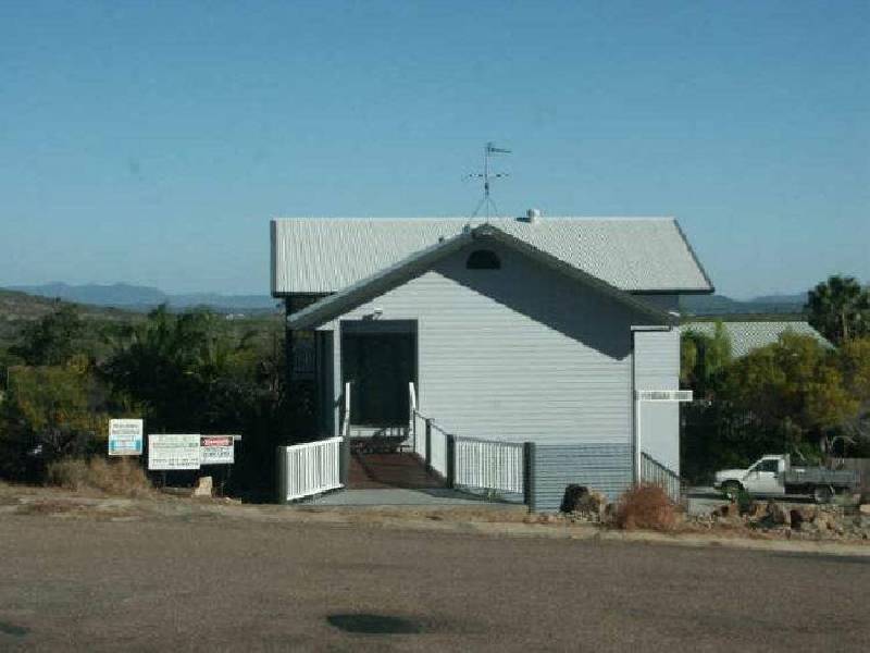 5 Poinciana Drive, Bowen QLD 4805