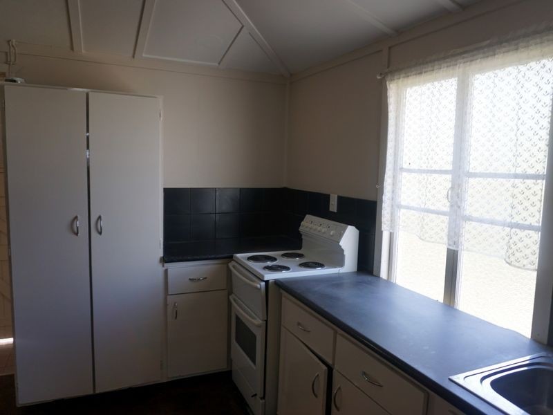 17 Gilbert Street, Bowen QLD 4805