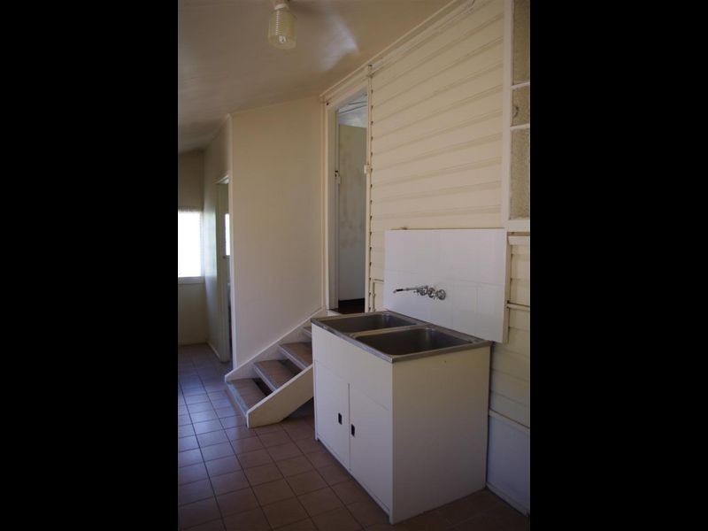 17 Gilbert Street, Bowen QLD 4805