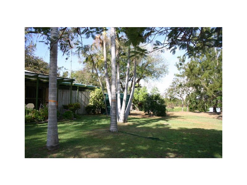 41 Hillview Road, Bowen QLD 4805