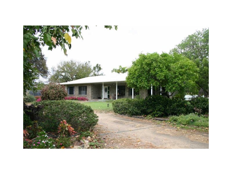 41 Hillview Road, Bowen QLD 4805