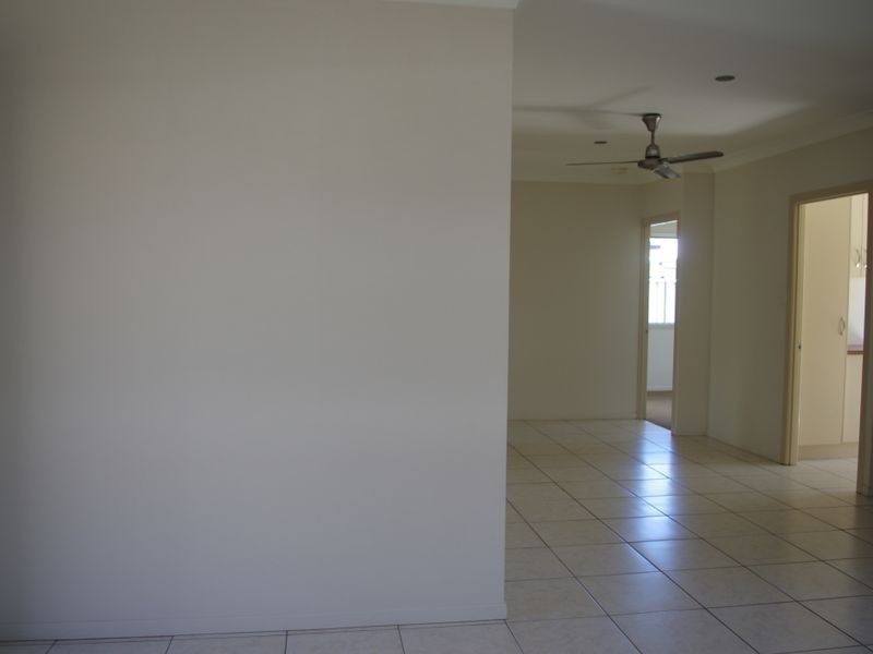 1/25 Don Street, Bowen QLD 4805