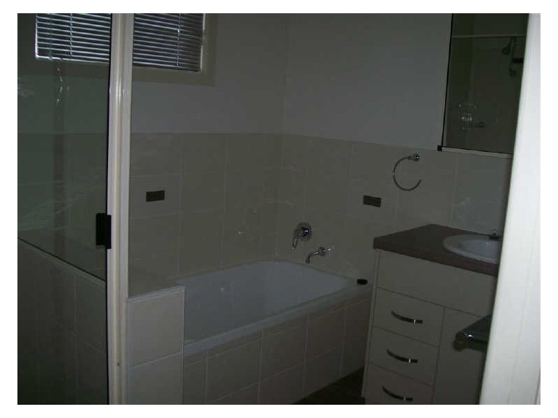 1/25 Don Street, Bowen QLD 4805