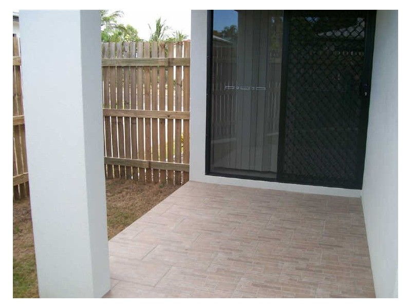 1/25 Don Street, Bowen QLD 4805