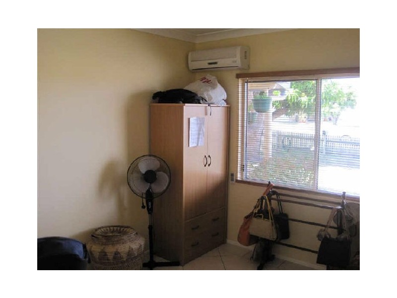 8 Rodney Street, Bowen QLD 4805