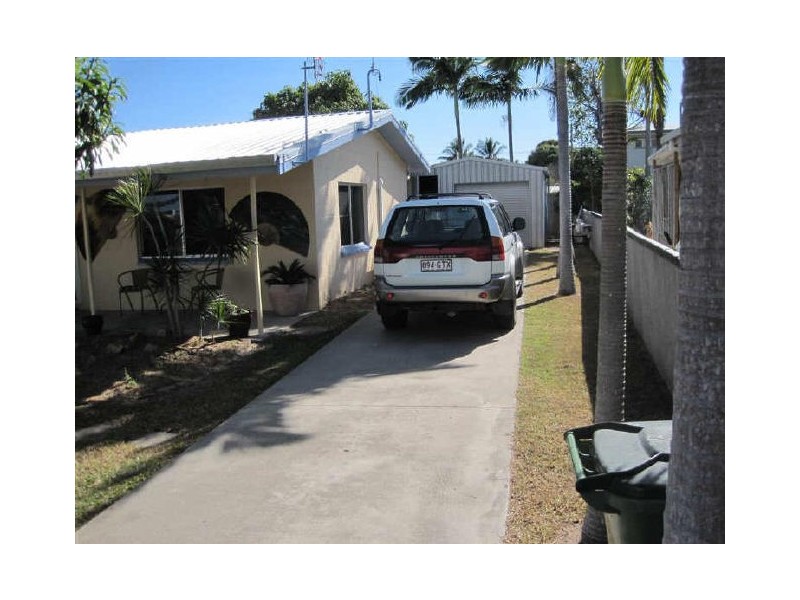 8 Rodney Street, Bowen QLD 4805