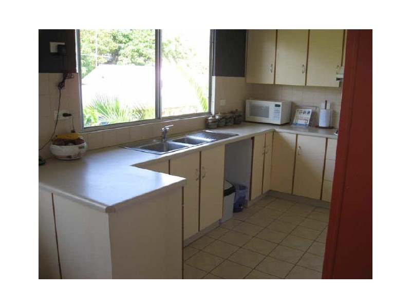 29 Murroona Street, Bowen QLD 4805