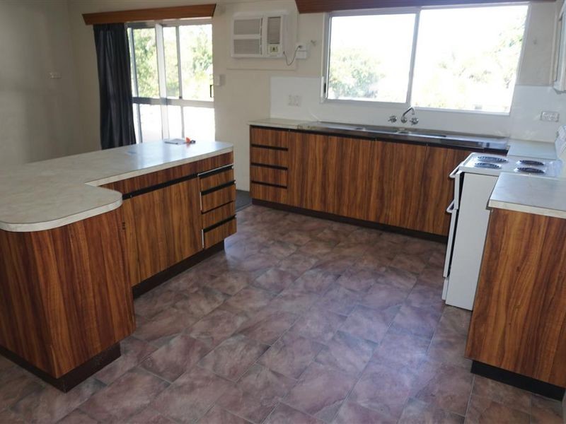 4 Casuarina Street, Bowen QLD 4805
