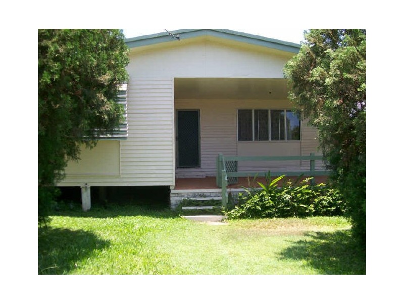 21 Hay Street, Bowen QLD 4805