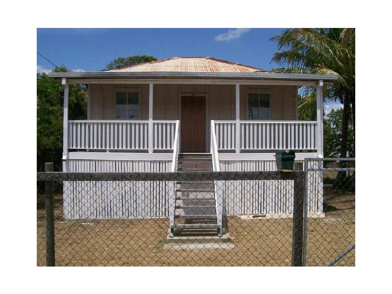 39 Gregory Street, Bowen QLD 4805